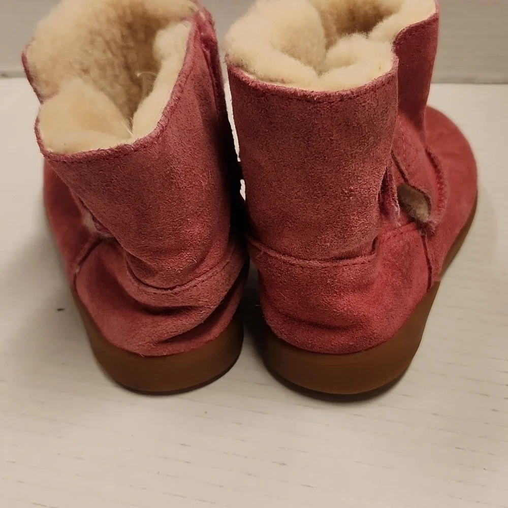 UGG Boots Girls Size 10 Pink Faux Fur Lined Spots